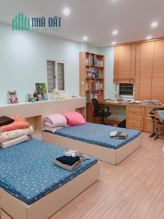 Hót ! Bán nhà Phạm Ngọc Thạch, 125m2*4T, kinh doanh, Ôtô. Lh 0969693855