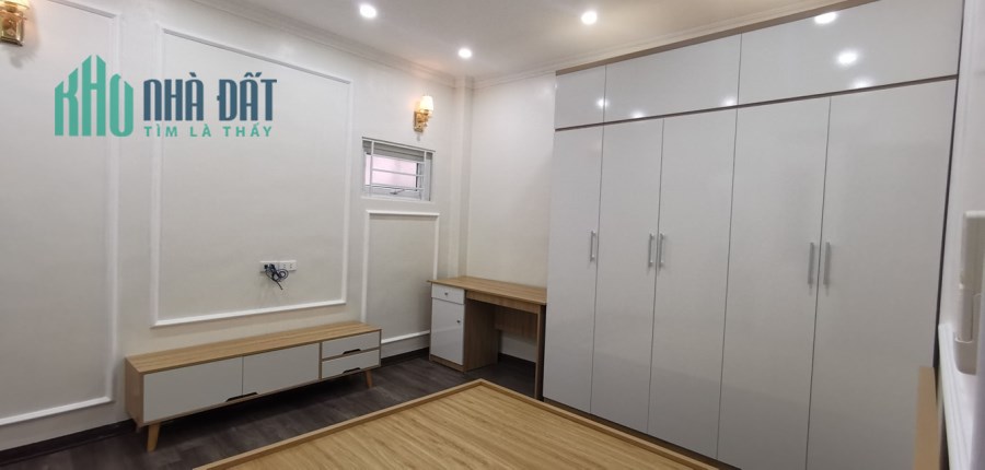 Bán nhà Đông Tác-Đống Đa, lô góc 3 thoáng, ngõ ba gác xe máy tránh 52m2 4.3MT 5.85tỷ