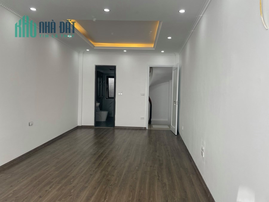 CẦN BÁN NHÀ MỚI ĐẸP ĐƯỜNG LÁNG 6 TẦNG x 42M, KINH DOANH
