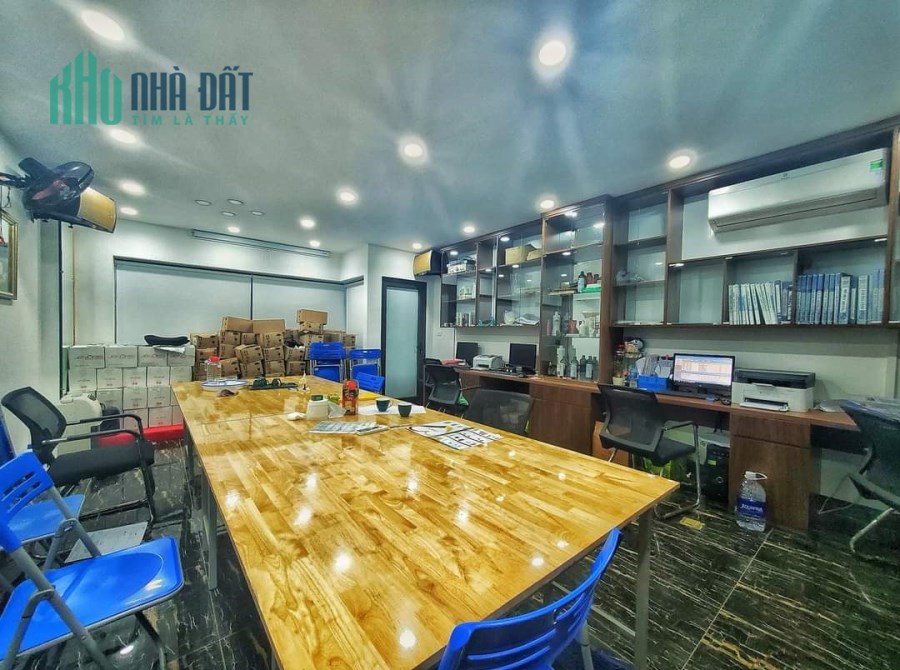 LÔ GÓC, Ô TÔ, Kim Mã 97m x 5 tầng, MT 7 m, giá 16.5 tỷ, LH 0981588619.