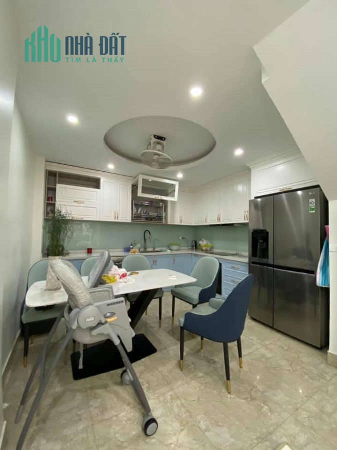 Nhà đẹp ở ngay,2 mặt thoáng QUANG TRUNG 70m3T 5m MT nhỉnh 4tỷ.