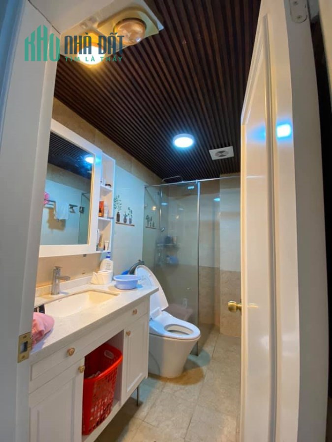 P.Lô ở ngay,2 mặt thoáng gần trung tâm Hà Đông 69,4m3T 5m MT nhỉnh 4tỷ.