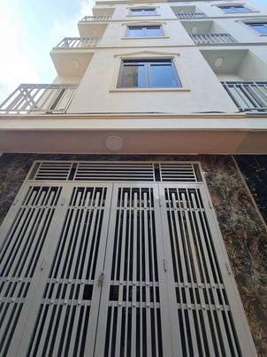 BÁN NHÀ NAM TỪ LIÊM, 35M2, 5 TẦNG , HƠN 2TỶ, Ô TÔ, PHÂN LÔ. LH: 0976772692.