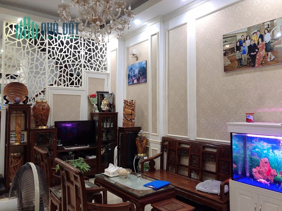 BÁN NHÀ ĐƯỜNG CẦU GIẤY, DT 80M2 X MT 4.5M, GARA OTO - Ở KINH DOANH, GIÁ 12.5 TỶ