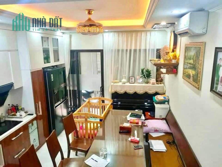 Bán nhà Cầu Giấy , 26m2 x 5T,3.5tỷ, GẦN HỒ ĐIỀU HÒA , Nội thất full chủ để lại LH 0964569508