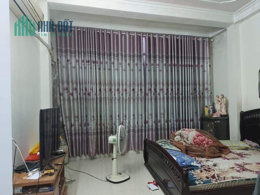 Hơn 2 tỷ có ngay sổ đỏ nhà trung tâm Đống Đa, Ngã Tư Sở.