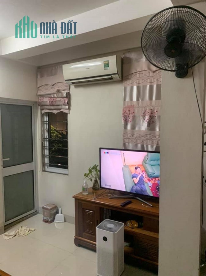 Nhà Lô góc Mặt Phố Ngô Quyền HĐ. 5 tầng đẹp. Giá 3 tỷ 9 có TL