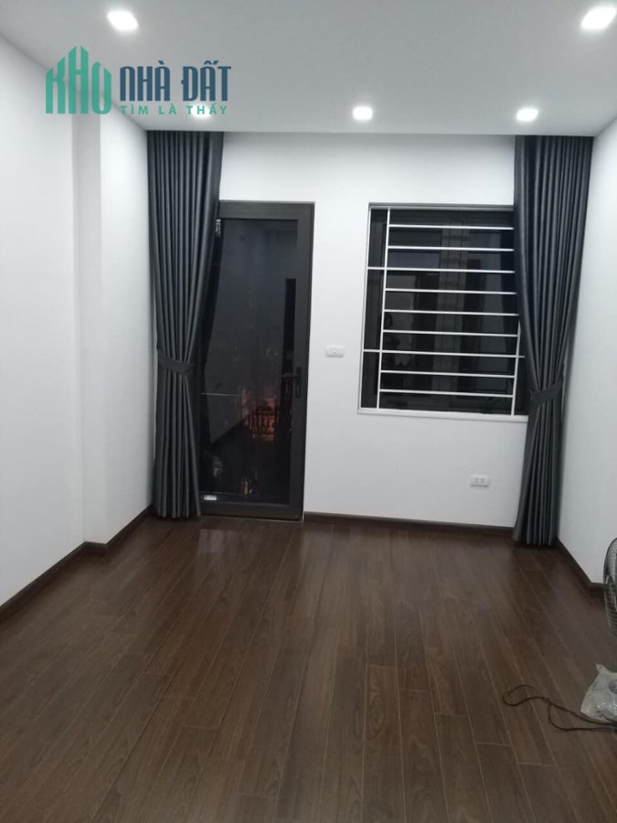 Bán nhà siêu đẹp Thái Hà, Đống Đa 35m, 5 tầng, MT 3.6m, giá 4 tỷ 600 triệu, nhà đẹp long lanh.