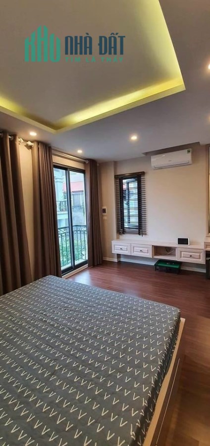 Bán nhà Phùng Chí Kiên Hoàng Quốc Việt 45 giá 5 tỷ 5 ô tô