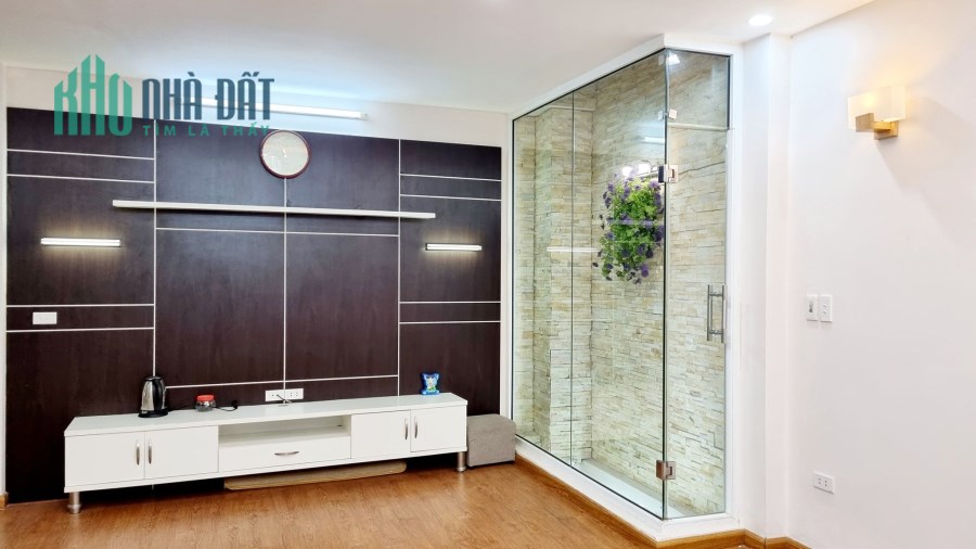 Thái Hà, Đống Đa, 42m2, 6T, MT 6.75m, giá 5.6 tỷ LH 0914858657