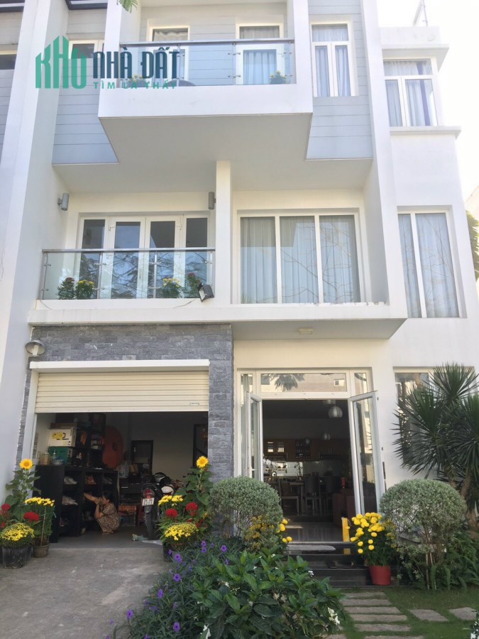 Bán gấp nhà mặt tiền đường liên phường, quận 9,Chỉ 12tỷ