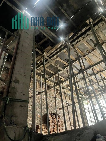 CẦN BÁN NHANH NHÀ THÁI HÀ – GẦN BỂ BƠI THÁI HÀ, DT 36M2, MẶT TIỀN 4.2M, NGÕ Ô TÔ TRÁNH.