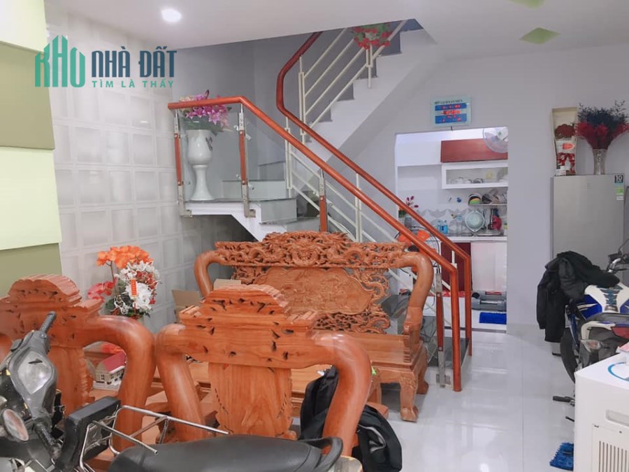Bán nhà đường Phú Thọ Hòa Tân Phú_ HXH 4x12m giá rẻ thu nhập 10tr/th