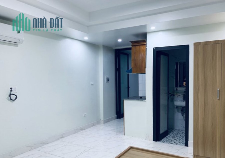 Bán gấp tòa nhà mặt phố Nguyễn Trãi,  diện tích 75m2, mặt tiền long lanh, 4 tầng , giá  chỉ 24.5 tỷ.