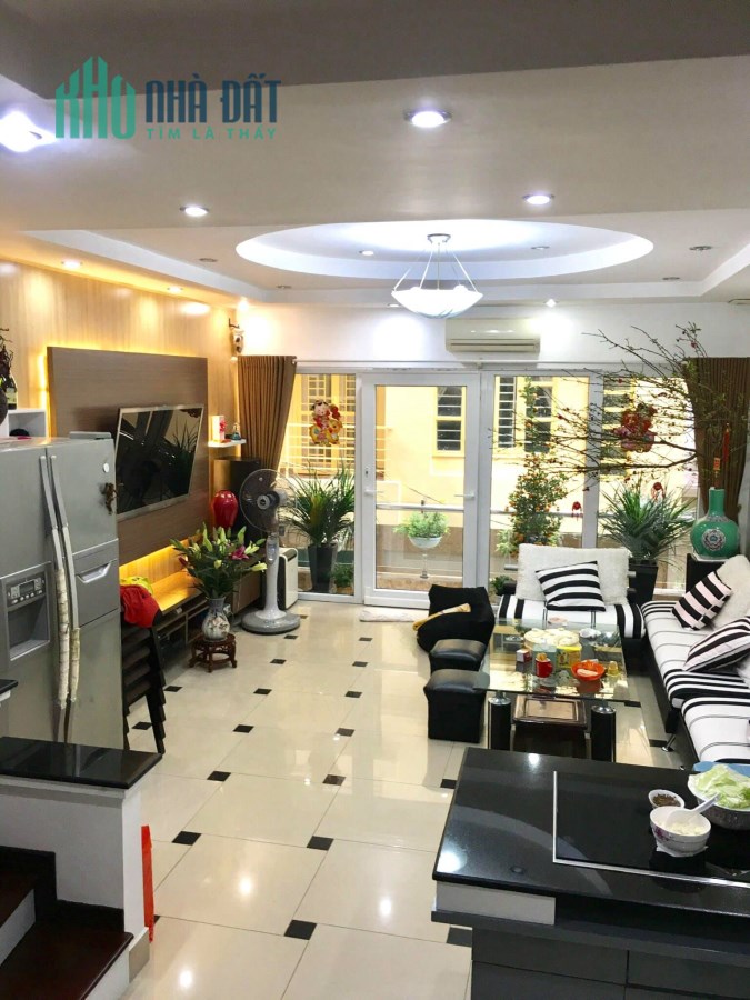 NHÀ TỨ LIÊN – PHÂN LÔ – Ô TÔ ĐỖ CỬA – 50M 6 TỶ