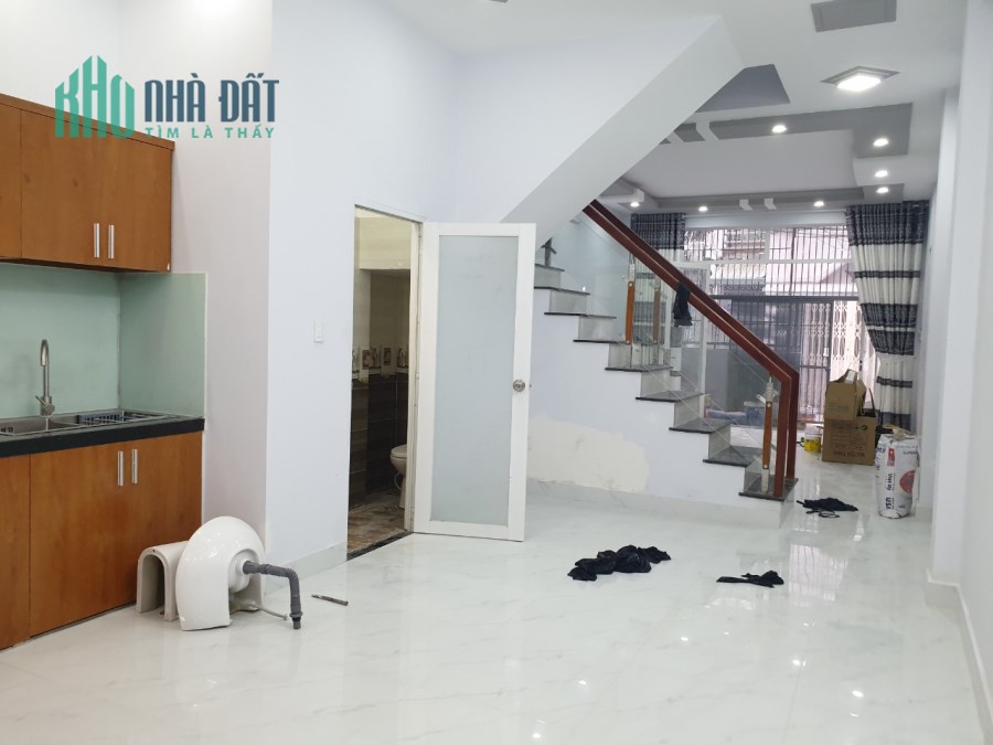 Bán nhà đường võ duy ninh, gần tòa nhà landmak, 37m2 4tỷ5