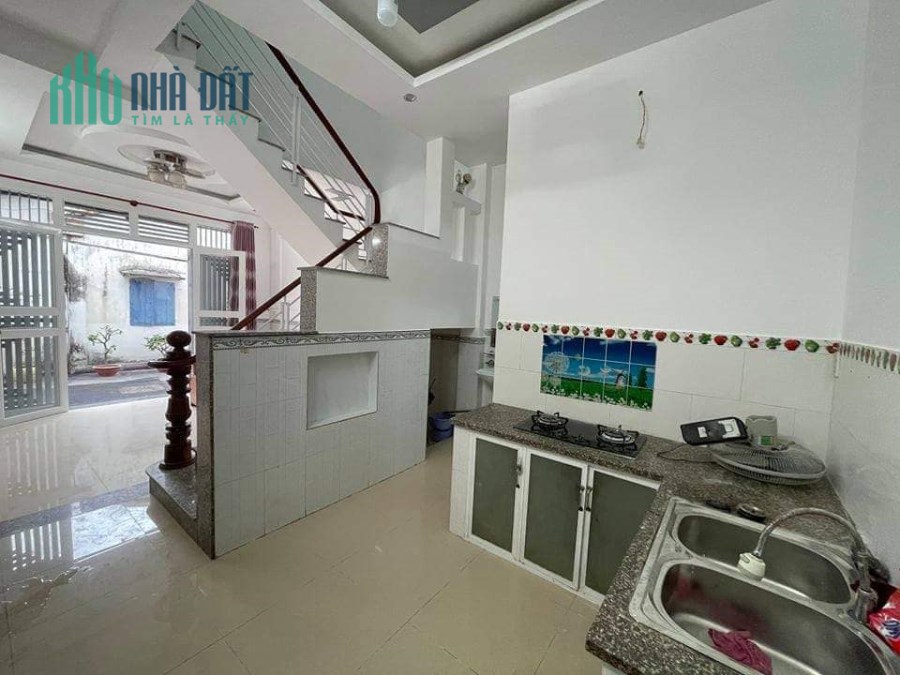 Bán gấp nhà quang trung gò vấp hẻm xe hơi, vào ở ngay gái 4,63 tỷ