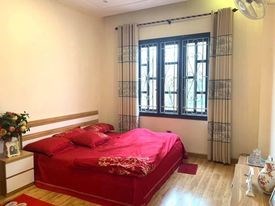 HÓT HÓT bán nhà Nam Từ Liêm, dt 32m2, 5tầng, mt4m,  2 tỷ 45, ô tô đỗ cổng. LH: 0976772692.