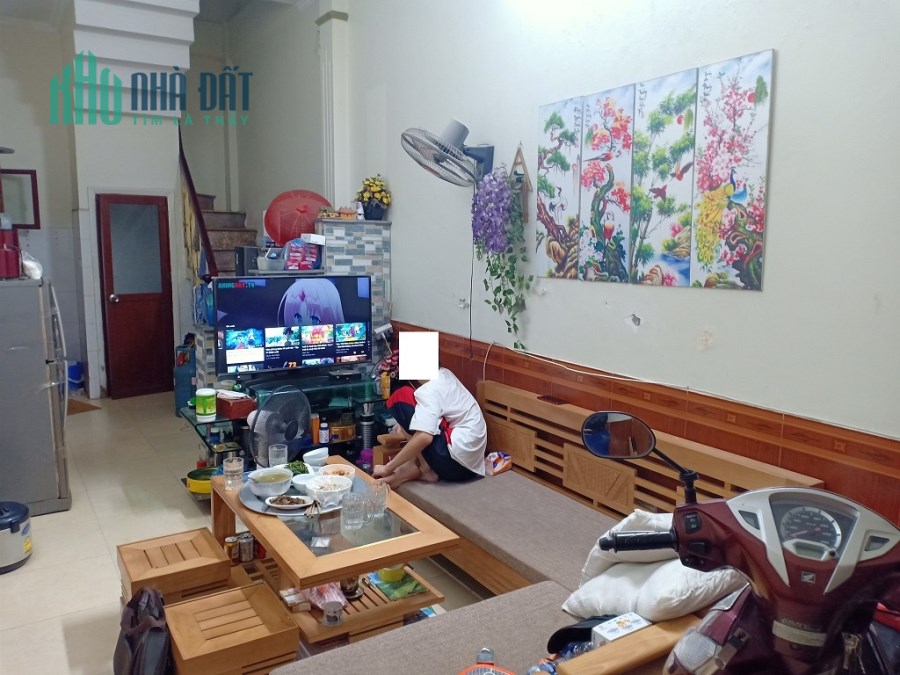 Nhà đẹp phố Bùi Xương Trạch 30m, 4 tầng, sát ô tô tránh, vào ở ngay