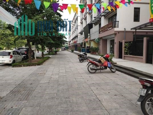 CẦN TIỀN BÁN GẤP NHÀ PHỐ LÊ QUANG ĐẠO, 110M2, 6T, 30TỶ, Ô TÔ, LÔ GÓC, KINH DOANH, LH:0976772692.