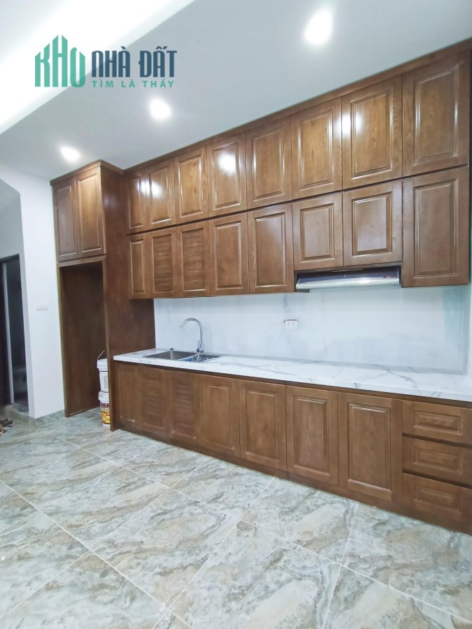 Bán nhà ở ngay,38mx4Tx3.6 tỷ,phố Nguyễn Lương Bằng,Tôn Đức Thắng,Đống Đa.