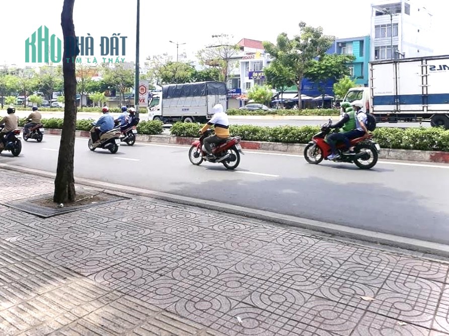 Bán Nhà Phan Văn Trị 51m2 3PN 5m ra HXT Chỉ 4Tỷ95 Phường 11 Bình Thạnh