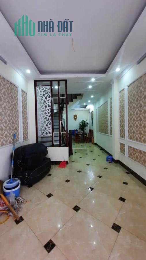 Nhà mới đẹp phố Bùi Xương Trạch 39m, 4 tầng, gần phố, vào ở ngay