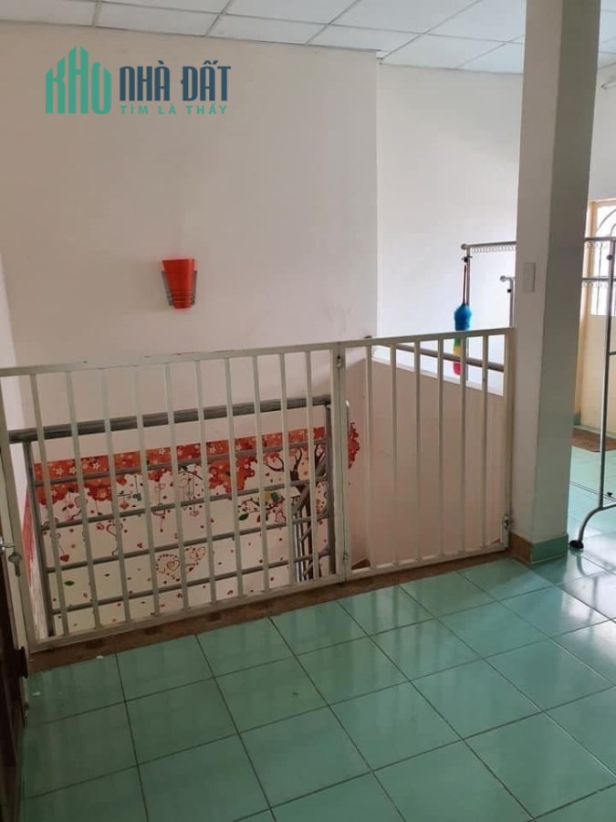 Nhà quận 11 từ 2 đến 3 tỷ, ngang 4.5m, hẻm 1 sẹc, 0799149230