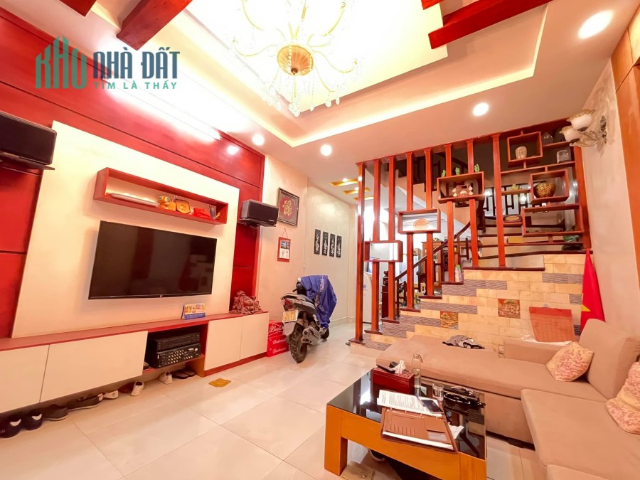 Cần tiền bán nhà bất chấp  dịch 70m2*3T Bạch Mai–Trương định chỉ 3.2 tỷ