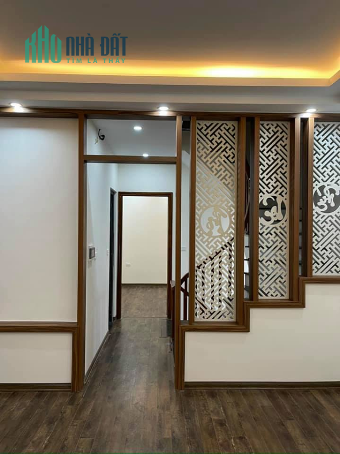 Chủ cần bán GẤP nhà Yên Hòa, Cầu Giấy, Dt 50m2, 5 tầng, giá 5.6 tỷ