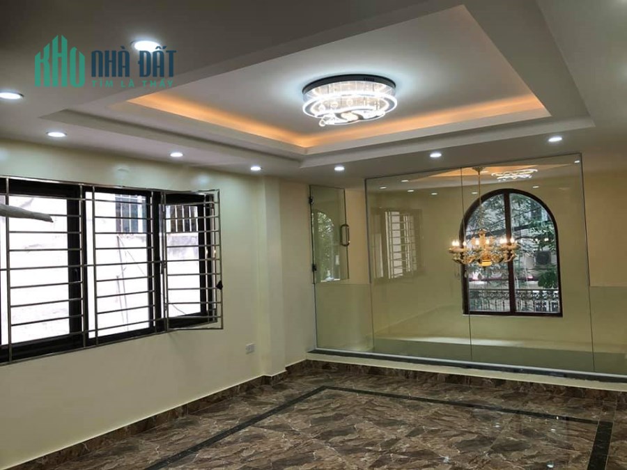 NGAY STARLAKE NGUYỄN VĂN HUYÊN ĐƯỜNG XE TẢI TRÁNH VỈA HÈ MỞ HỘI KD VP, P.KHÁM NGÂN HÀNG 90*6T