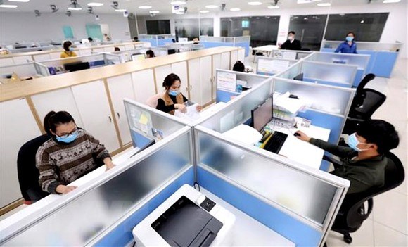 NGAY STARLAKE NGUYỄN VĂN HUYÊN ĐƯỜNG XE TẢI TRÁNH VỈA HÈ MỞ HỘI KD VP, P.KHÁM NGÂN HÀNG 90*6T