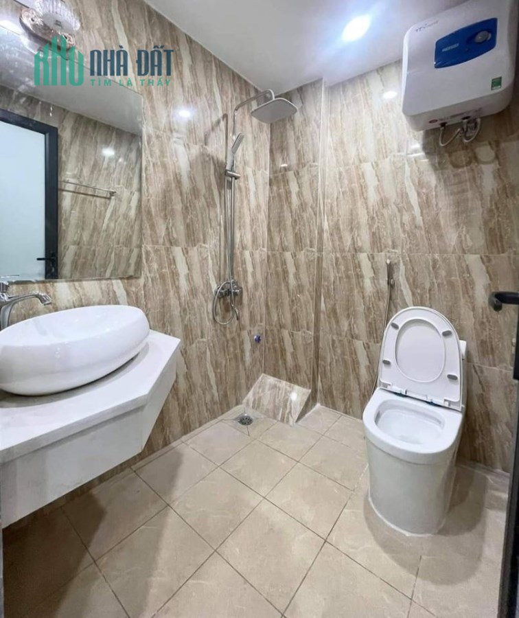 Gia đình cần bán Nhà 5 Tầng 46M2, Kinh Doanh Sầm Uất, Phố Vọng, Nhỉnh 10 Tỷ LH 0977440990