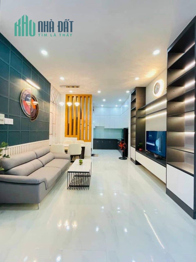bán nhà HXH thống nhất gò vấp, gần trường học, chợ, DT 40m2, 4 tầng gia 5,4 tỷ