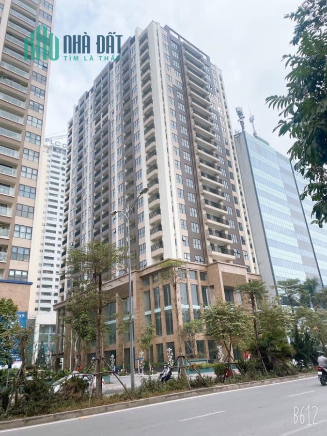 Bán tòa nhà 21 tầng tổ hợp dịch vụ, Văn phòng, Căn hộ, TTTM, mặt phố Nguyễn Hoàng