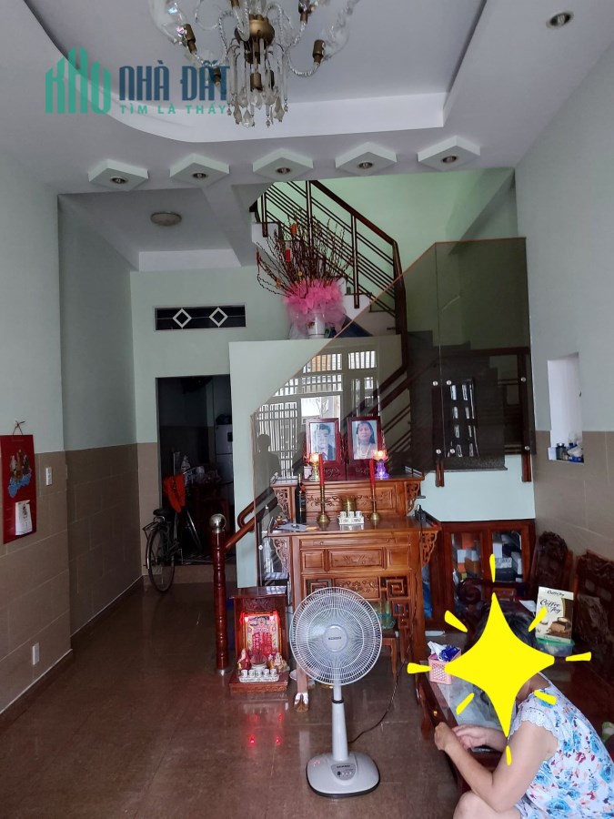 Bán nhà 4mx13m, 4T 2ST nhà đẹp,hẻm rộng Dương Văn Dương, gần chợ Tân Hương, giá chỉ 4tỷ85