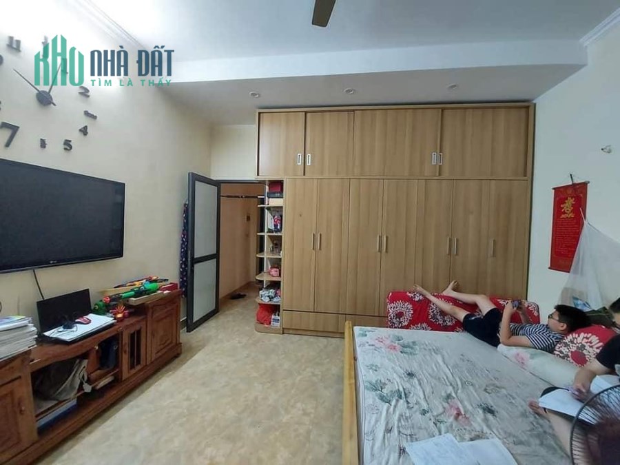 Bán nhà quận 6, 48m2, sát chợ Bình Tiên, XE HƠI, 0799149230