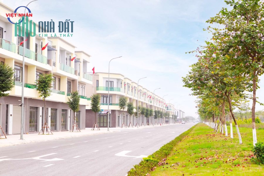 Bán shophouse mặt đường 64,5m giá rẻ khu đô thị Vsip Từ Sơn