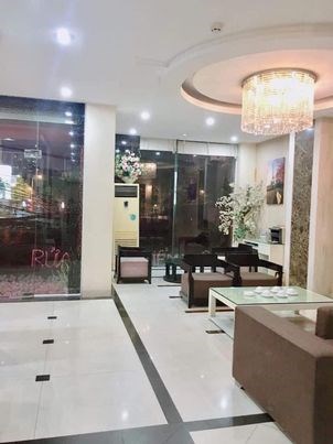 BÁN KHÁCH SẠN PHỐ TRẦN DUY HƯNG, TỪ 35 TỶ  XUỐNG 26 TỶ 5, 100M2,Ô TÔ, THANG MÁY, D LH: 0976772692