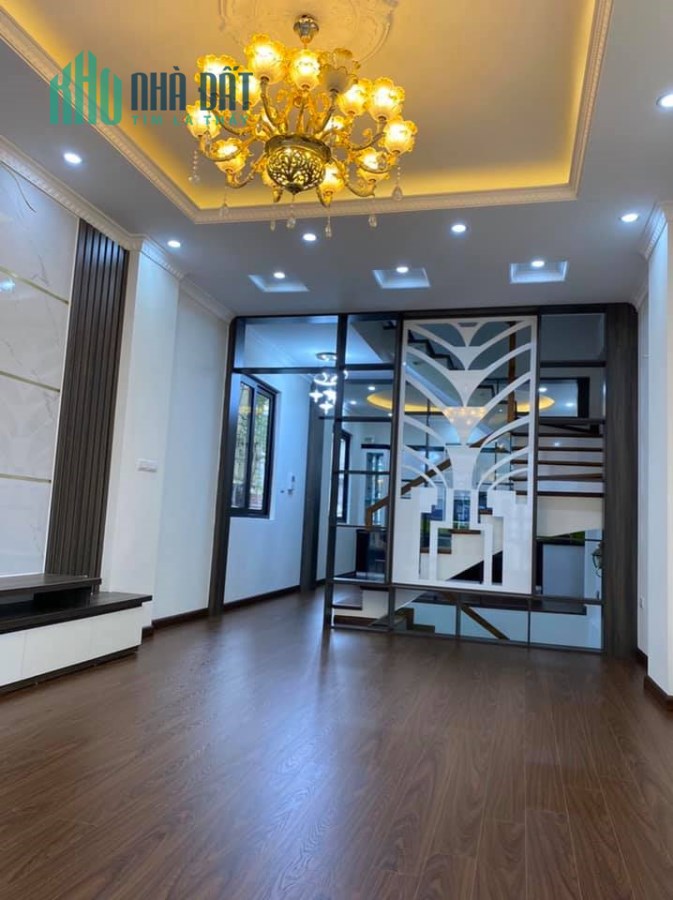 HIẾM CÓ, BÁN GẤP NHÀ TRƯỜNG CHINH, KINH DOANH, 46M2X4T, BAO SANG TÊN, NỘI THẤT, 4 TỶ