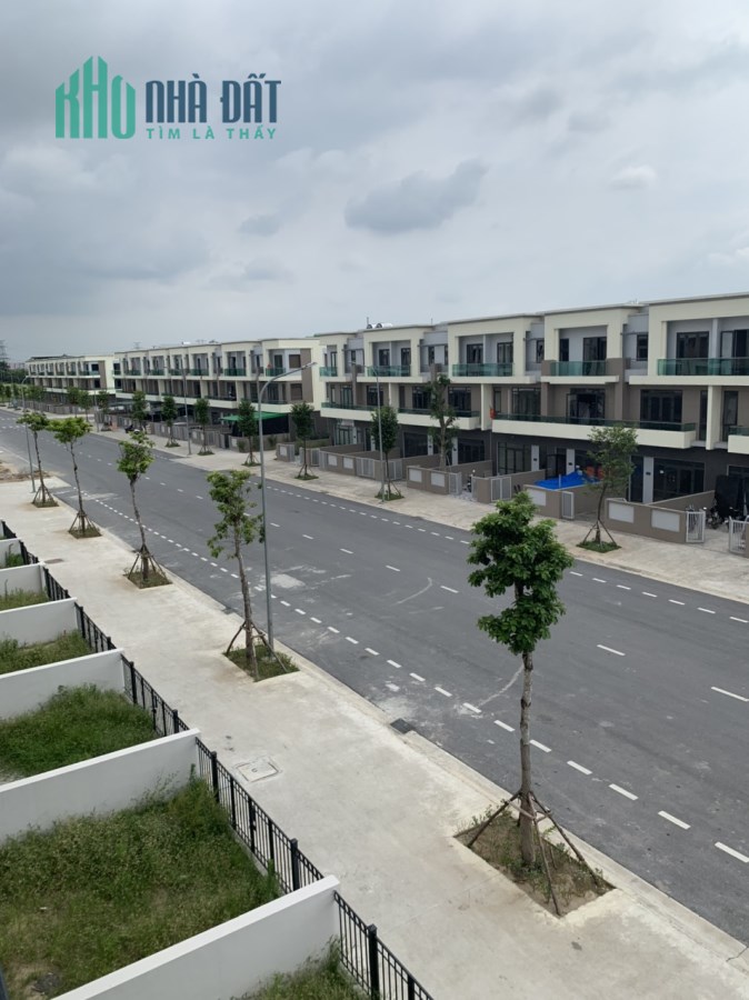 Shophouse 3 Tầng 120M2 Đường 26M Centa City Vsip Giá Đáy Khu Vực Từ Sơn Bắc Ninh