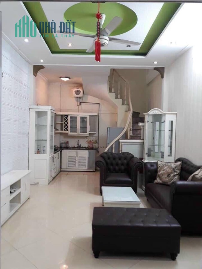Sát phố, nhà Trương ĐỊnh chủ tự xây, tặng toàn bộ nội thất