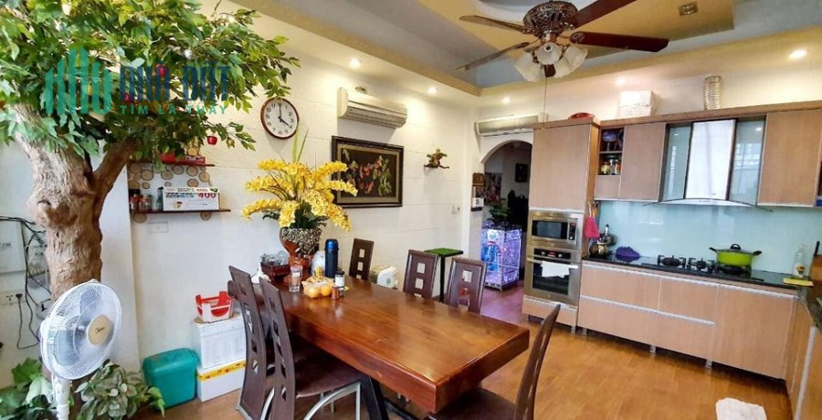 Gấp! Bán nhà Phạm Ngọc Thạch, Ôtô – Kinh Doanh, 130m2 x 4T, giá 17,5 tỷ. 0969693855.