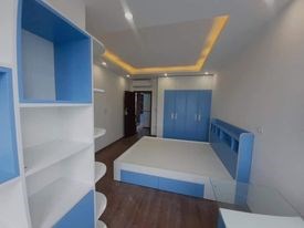 VỠ NỢ BÁN GẤP TÒA NHÀ VĂN PHÒNG CẦU GIẤY, 120M2, 8T, 29 TỶ, Ô TÔ, THANG MÁY,  LH: 0976772692.
