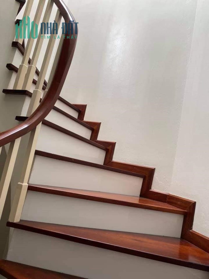 Bán Nhà Ngõ Xe Hơi Đường Trường Chinh 73m2, 5 tầng, 6 ngủ giá 8 tỷ