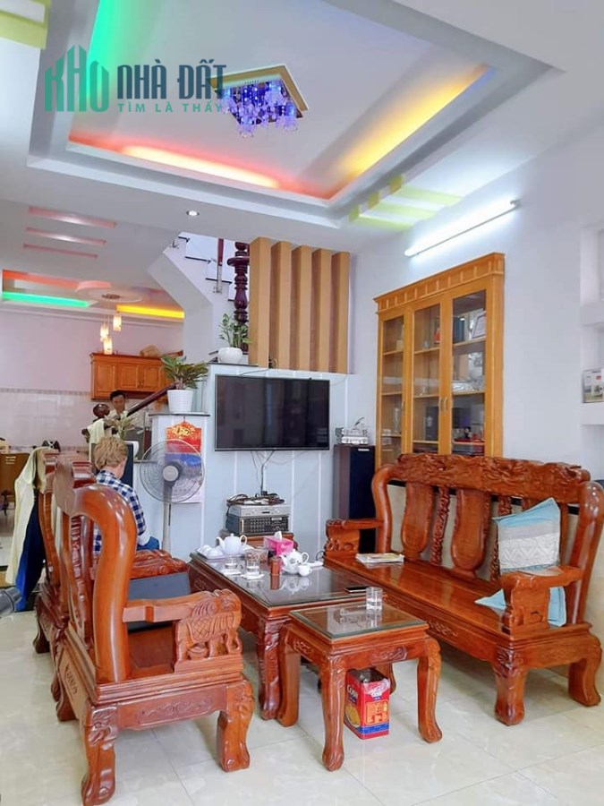 Bán nhà Dương văn Dương/Tân Phú,3tầng,58m2,giá rẻ 5tỷ,lh0386817015