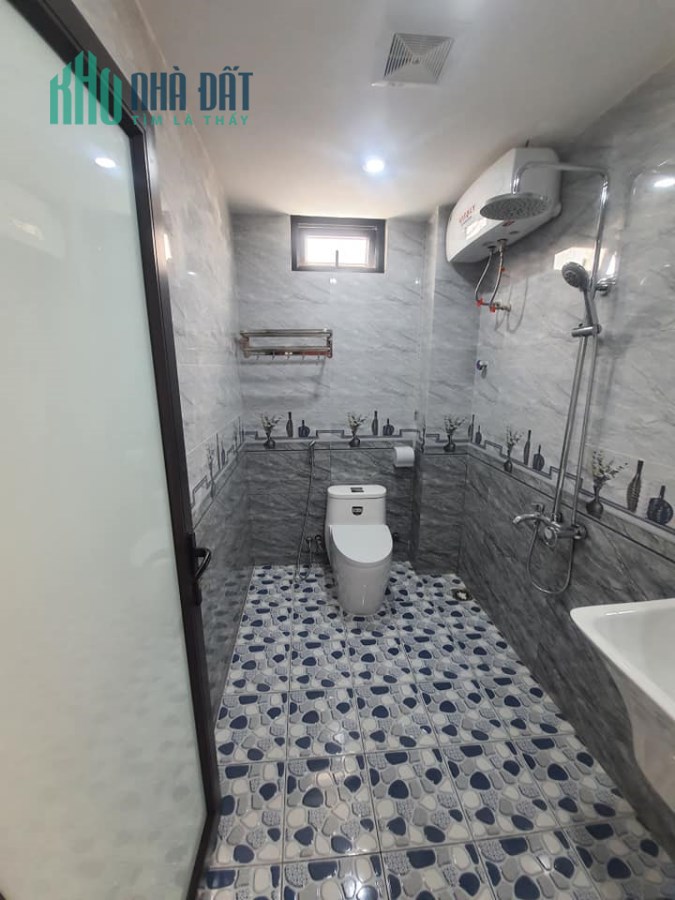 Dòng Tiền Khủng – Chính Kinh -  Thanh Xuân – Ô Tô Tránh – 10 phòng – 6.5 tỷ.