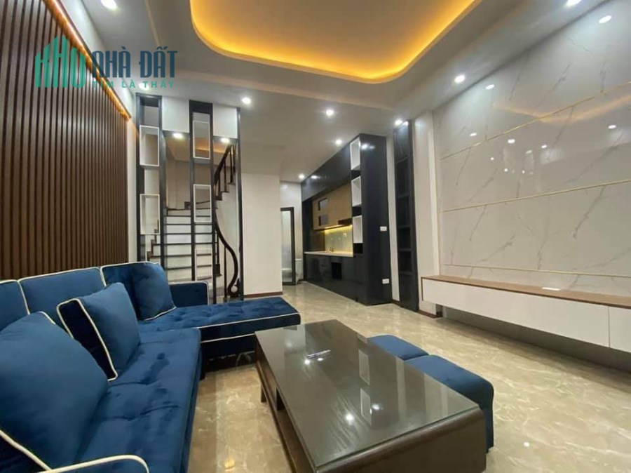 Bán nhà Giáp Bát, 57m2*5 tầng, nhà mới, gần phố chỉ 4.5 tỷ