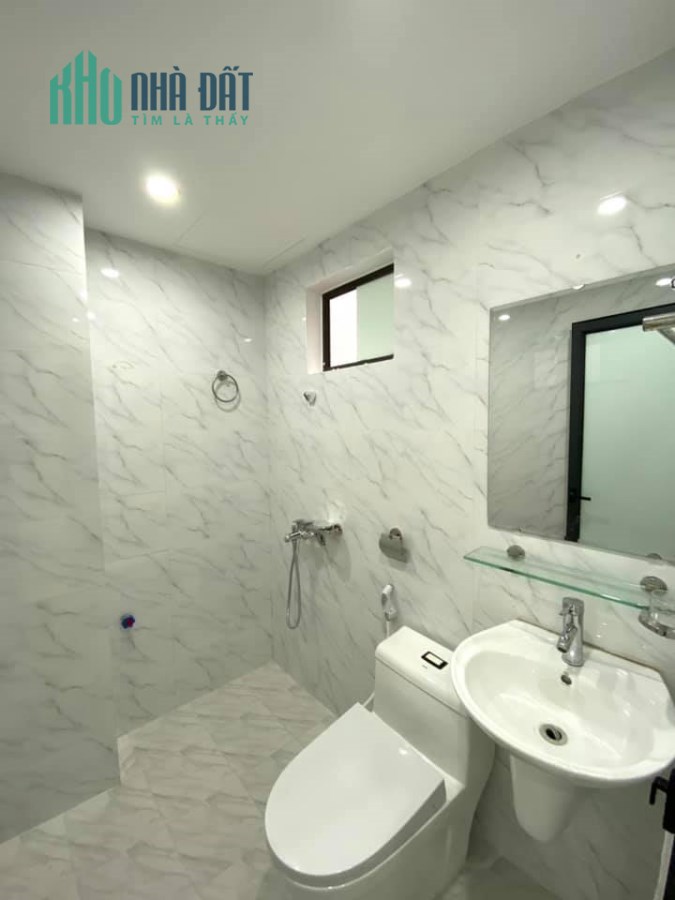 Siêu phẩm Lò Đúc, 50m2*6 tầng, 7.7 tỷ, gần phố, nhà đẹp