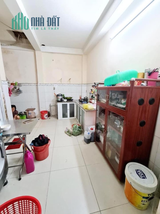 Bán nhà Tân Phú dưới 3 tỷ, 32m2, còn mới ở ngay, 0911687421